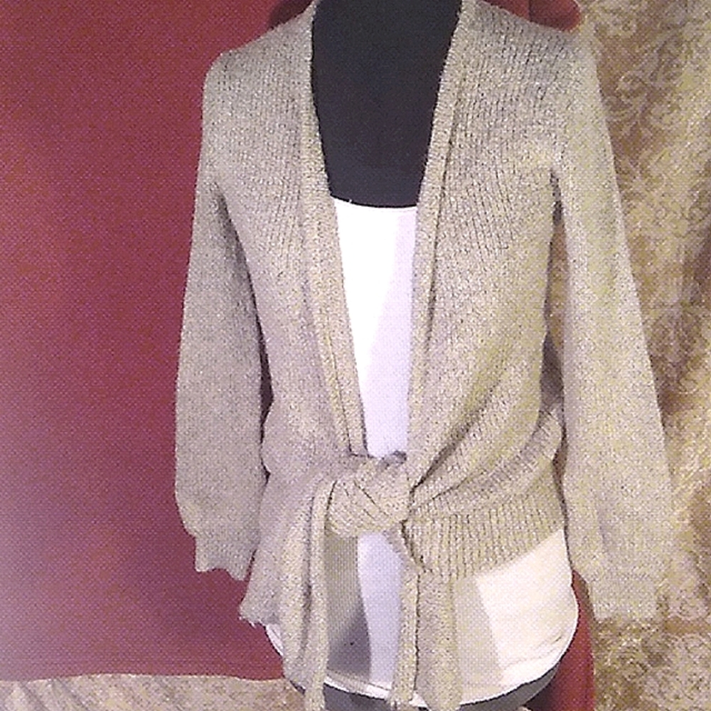 😝 Forever21 womens Sz.S natural color knitted shall